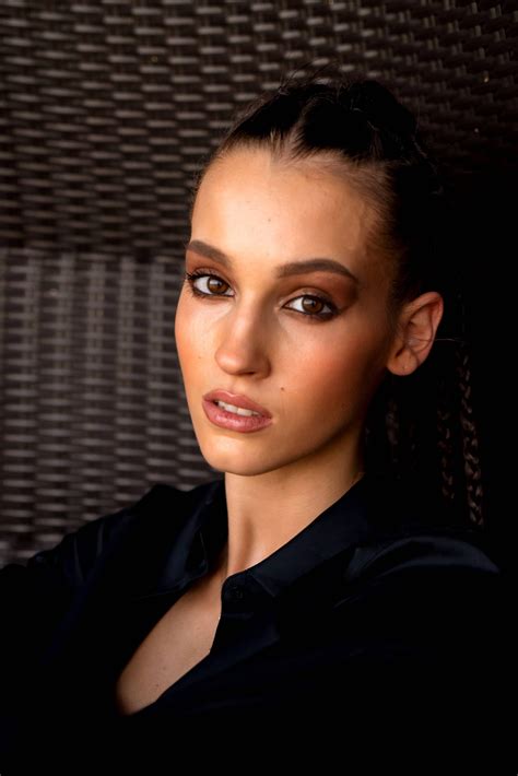 Fenugreek Essential Oil for Breast Enhancement: How to Use it Safely ...