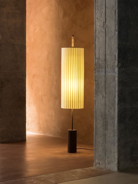 Dórica Floor Lamp, Santa & Cole – The Fine Store
