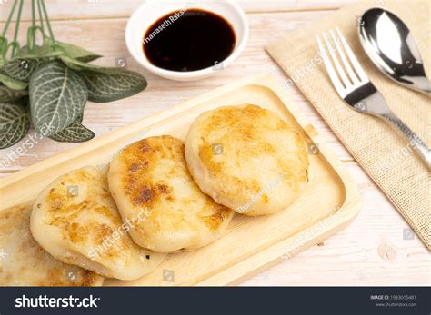 Deep Fried Steamed Dumplings Yam Stuffed Stock Photo 1933015481 ...