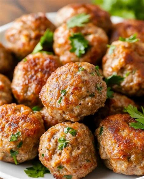 Simple Italian Turkey Meatballs - easypeasyrecipes.net