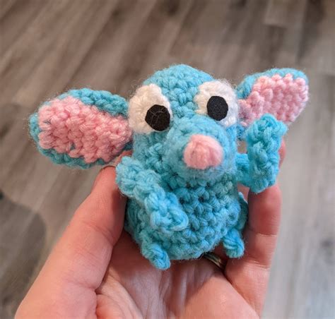 Tutter the Mouse Crochet **PATTERN ONLY** - Etsy