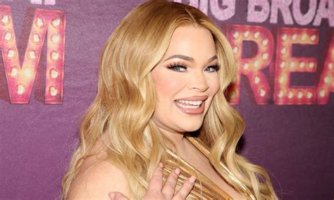 Trisha Paytas 'donates over $10,000' to trans charity