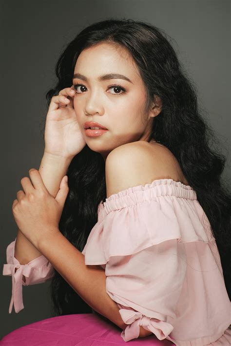 500 000+ Tiava+jeune+fille banque d’images et photos libres de droit ...