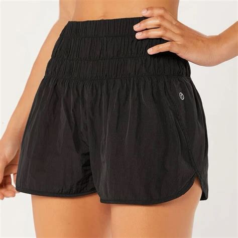 Black athletic shorts in 2024 | Gym shorts womens, Black athletic ...