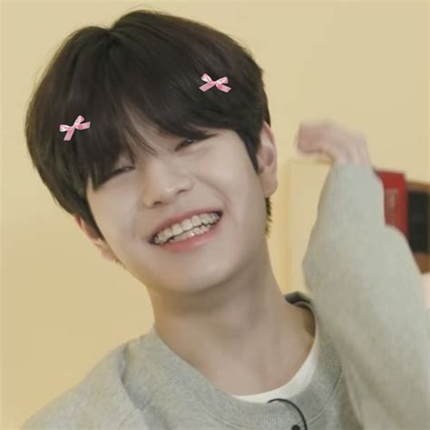 [ 🐾 𝖘 _ 𝖈𝖑𝖆𝖘𝖘 ] | Beautiful smile, Stray kids seungmin, Kids icon