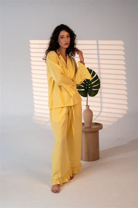 Luxury Bamboo Pajama Set Women | Yellow & Pink – Carolina Benoit