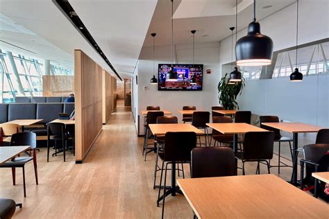Inside JFK's 'new' and much improved Priority Pass lounge - The Points Guy