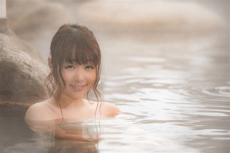 When is it OK to take a naked hot spring bath with your Japanese ...