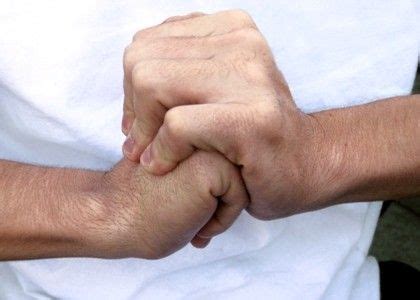 Cracking Knuckles | Pose reference, Hand reference, Drawing reference poses