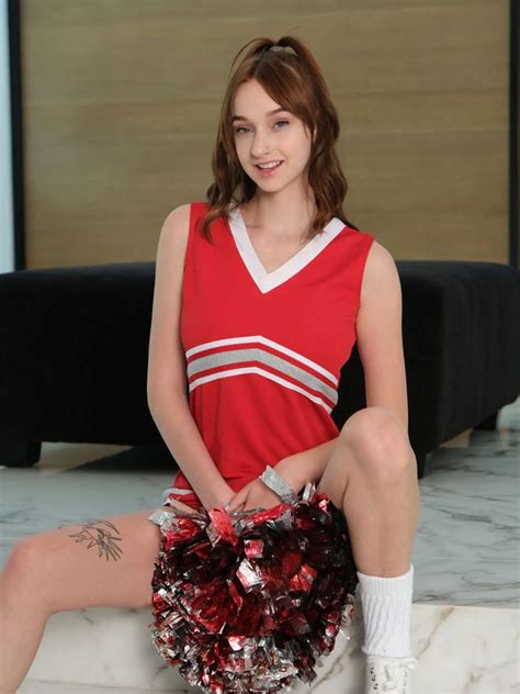 Melanie Marie: Mladé žieňa si buduje hriešnu kariéru