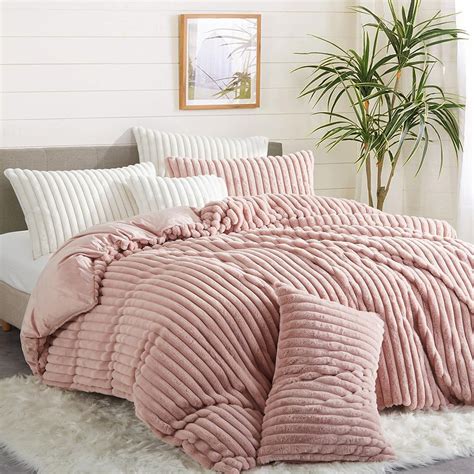Amazon.com: Bedsure Flannel Velvet Duvet Cover Queen Size, Ultra Soft ...