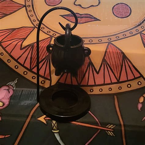 Hanging Cauldron Diffuser – Flamingo Market