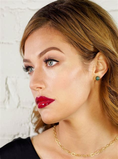 Soft eyes and bold lips – Vivian Makeup Artist Blog