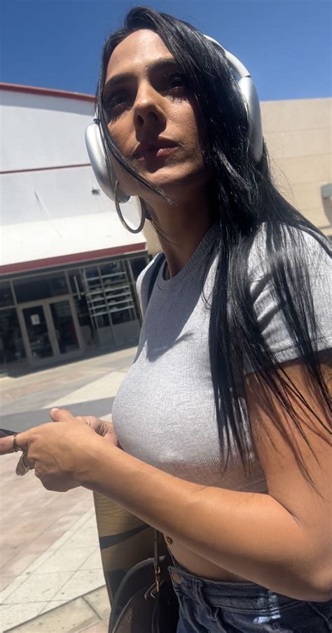 Gorgeous Latina nipples showing - boobs - Forum