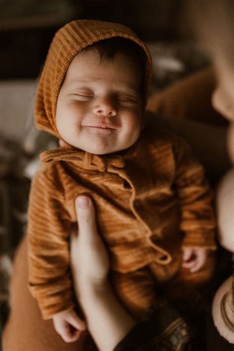 Lifestyle Newborn shoot bij jullie thuis | Ede | Gelderland | Utrecht