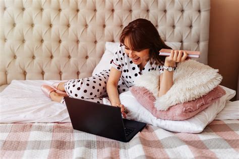 What is Sexting on OnlyFans - OnlyFans – Guide for Creators