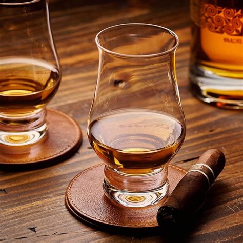 Comparing and Reviewing Whiskey Glass Sets | Everything About Whiskey!