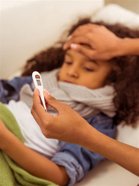 Fiebre - CHOC - Children's Health