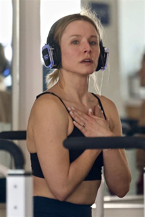 KRISTEN BELL Workout at a Gym in Los Feliz 05/05/2022 - HawtCelebs