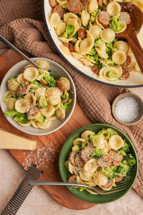 Broccoli Sausage Pasta - Easy Sausage and Broccoli Pasta Recipe