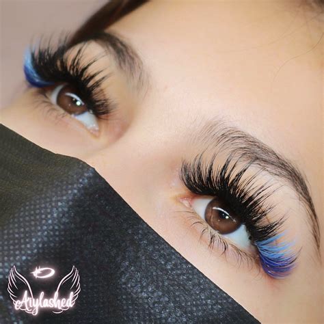 Aiylashed ♡ (Riverside, CA) on Instagram: "Wispy hybrid set with a pop ...