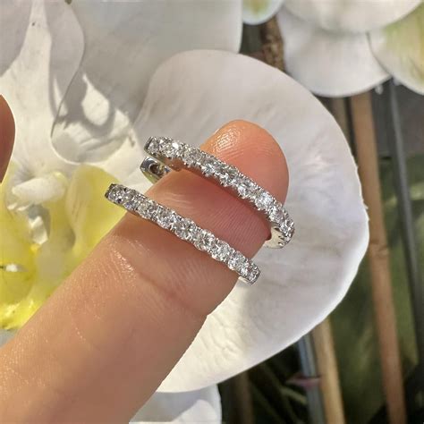 Diamond U-Hoop Earrings in 14k White Gold For Sale at 1stDibs