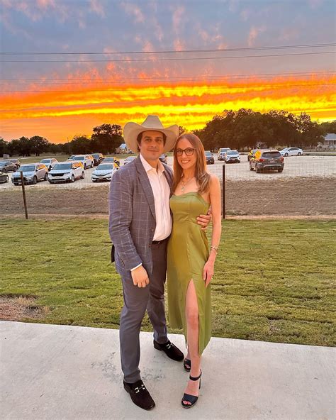 Inside Kat Timpf's terrifying 24 hours from cancer diagnosis to giving birth to first child with ...