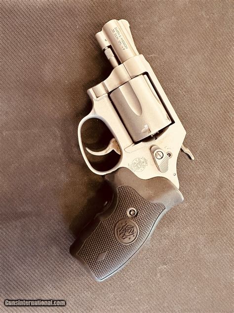 SMITH & WESSON 637-2 163050 Airweight 637 .38 SPL