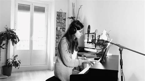 Live at home - Raquel Bello (Diciembre 2018) - YouTube