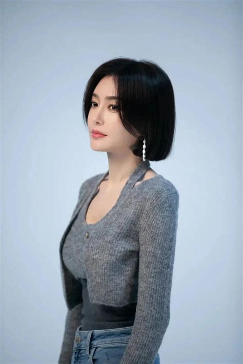 The gentle and intellectual goddess Qin Lan - iMedia