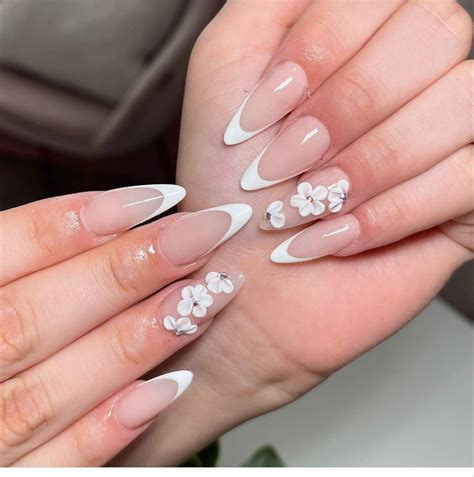 Almond nails white bridal | Floral nails, White nails, Almond nails designs
