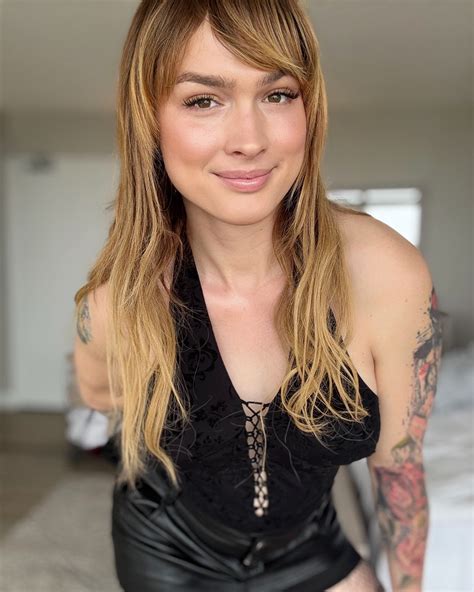 Sara Blake Alton | Yesterday I did a thing… Swipe the end 😍🌺 • • • #newcar #cargirl # ...