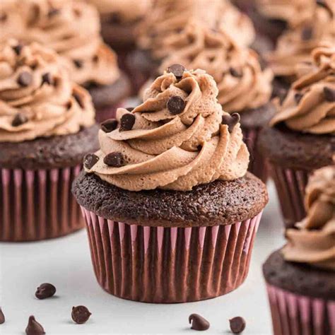 Nutella Cupcakes - Desserts on a Dime