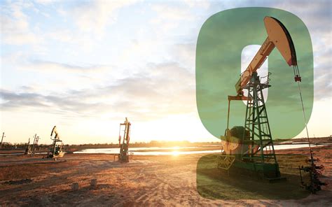 Why is Oil a Nonrenewable Resource? - Environment Co