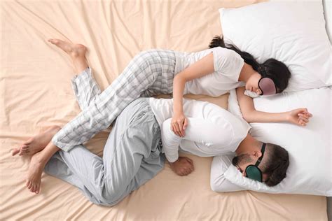 23 Best Couple Sleeping Positions And What They Mean | PINKVILLA: Lifestyle