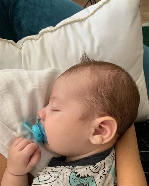 baby soft spot on head - Osvaldo Slater