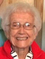 Naomi Peterson Obituary - Galesburg Register-Mail