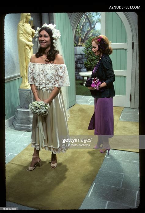 DIANA CANOVA Feet - AZNudeFeet