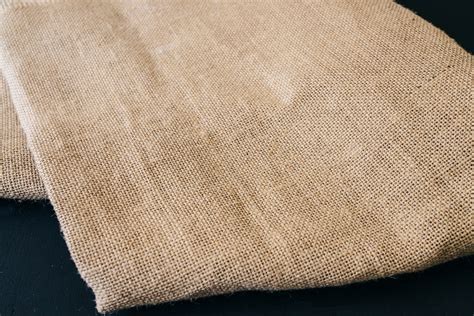 What Is Burlap Fabric? Guide, Uses & Home Ideas