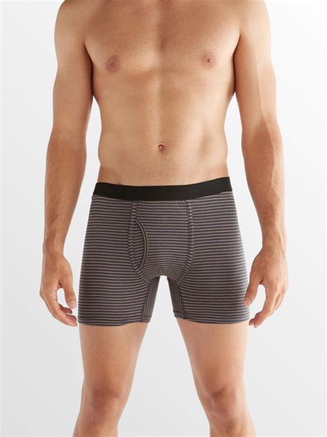 Sustainable Mens Clothing | Organic Cotton Essentials - Earth Wardrobe