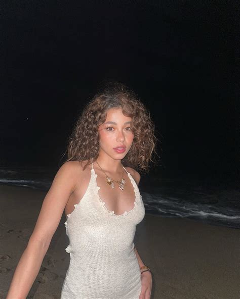 Valeria Madrigal🖤 (@valeriamadrigal30) • Instagram photos and videos