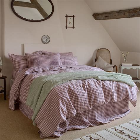 Elderberry Gingham Linen Duvet Cover | Piglet in Bed UK