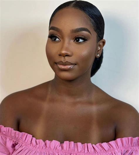 Pin by Madison Jones on Makeup Fun | Brown skin makeup, Makeup for black skin, Dark skin makeup