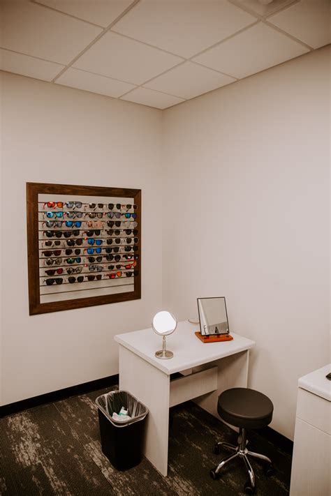 Locations — Dakota Vision Center