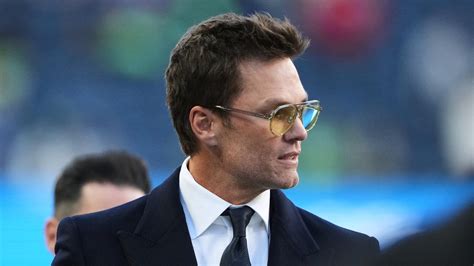 Falcons Rumors on Antonio Pierce, Updates on HC Search After Matt Ryan Hire