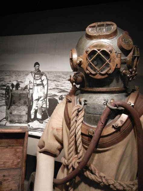 Deep Sea Diving Suit Helmet
