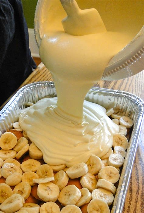 Tar Heel Taste Bud: Not Yo Mama's Banana Pudding | Banana pudding, Not ...