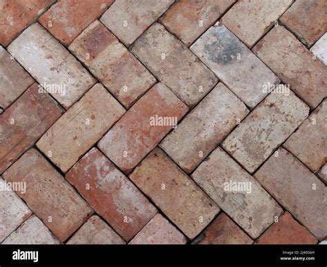 Herringbone brick pattern hi-res stock photography and images - Alamy