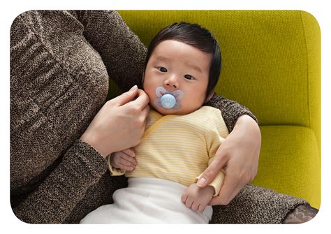 Pacifier For Breastfeeding Newborn at John Keys blog
