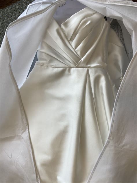 Monique Lhuillier Wedding Dress Save 37% - Stillwhite